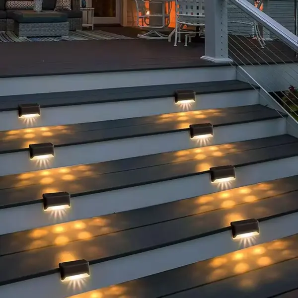 Compact Solar-Powered Wall Light MS10711 - Image 2