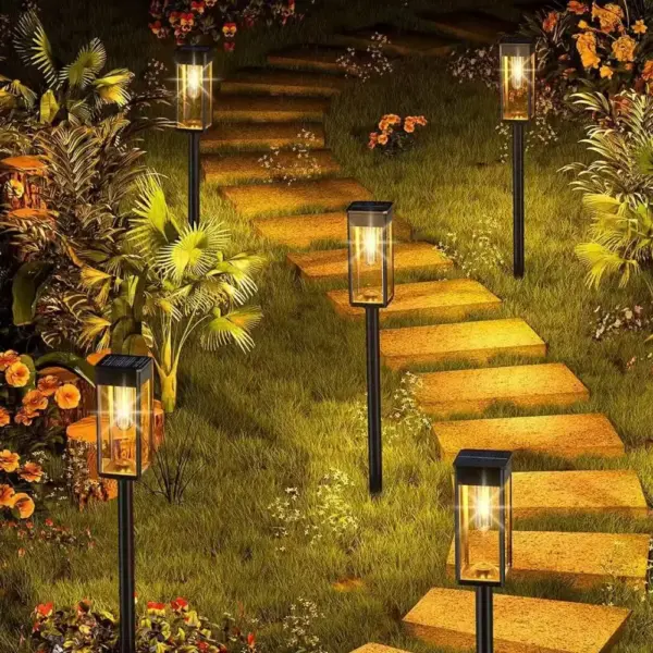 Solar garden light with LED and panel by Lumxey